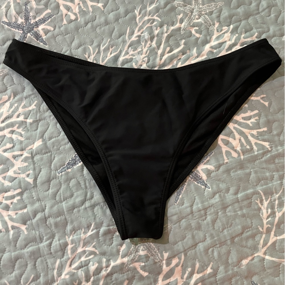 Unbranded Woman size XL swim suit bottoms